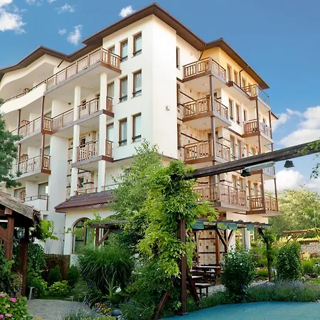 Hanat Hotell Saints Constantine and Helena