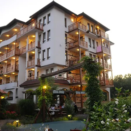Hanat Hotell 3*